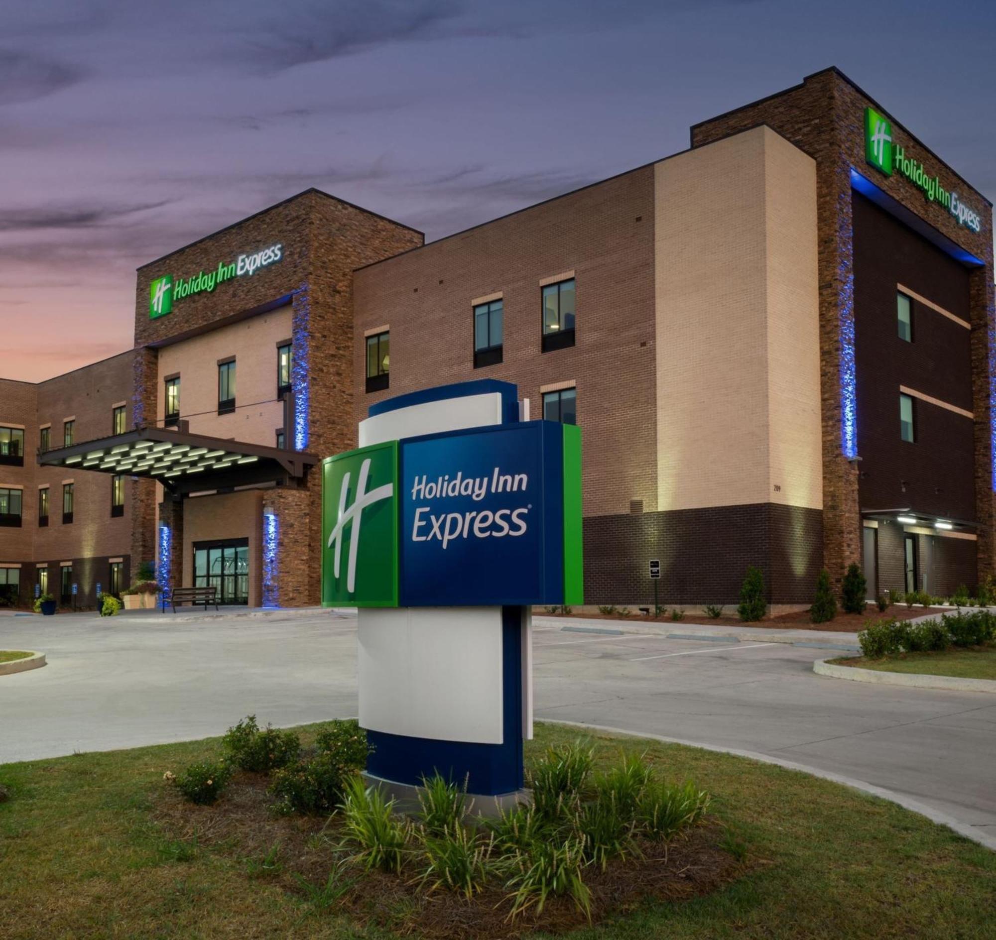 Holiday Inn Express - Hattiesburg West - Univ Area Exterior photo