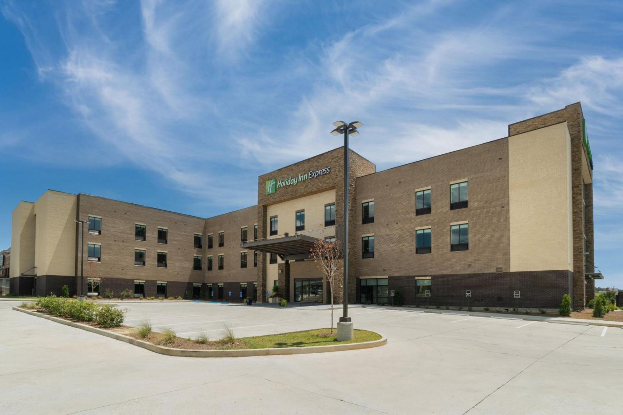 Holiday Inn Express - Hattiesburg West - Univ Area Exterior photo